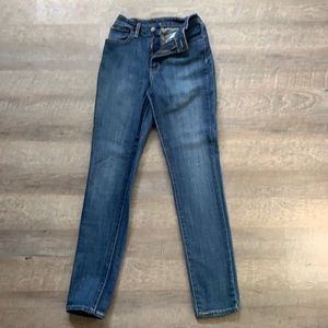 Straight leg Levi’s